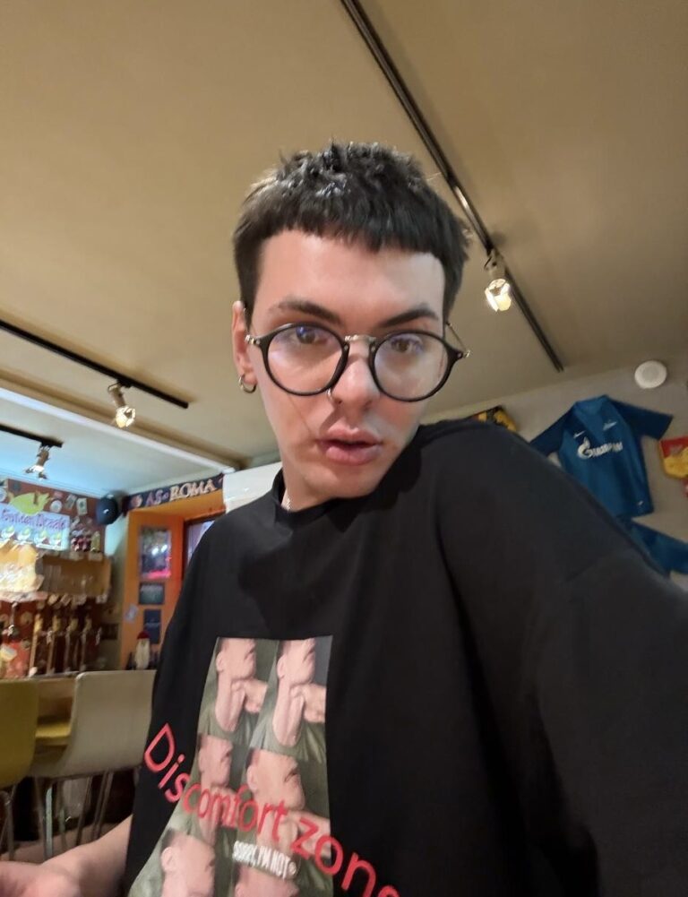 93ad138e-22fb-4057-803c-35272e9fc9e7